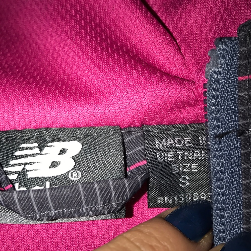 New Balance windbreaker - Picture 4 of 4